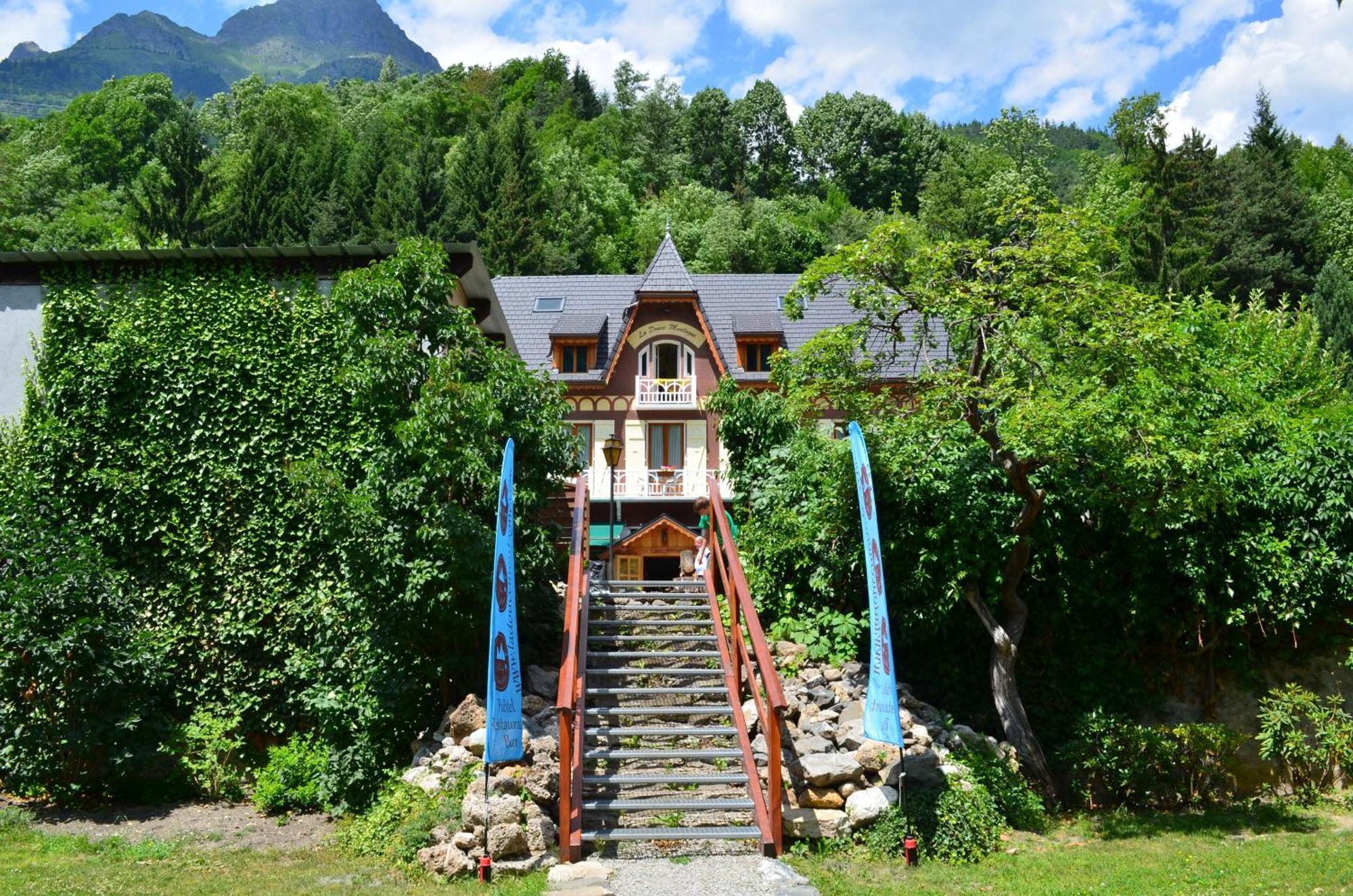 Auberge La Douce Montagne Allemont Exteriér fotografie
