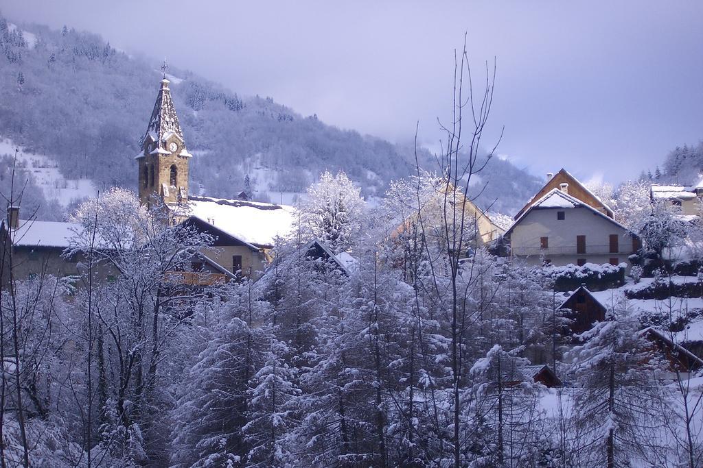 Auberge La Douce Montagne Allemont Exteriér fotografie