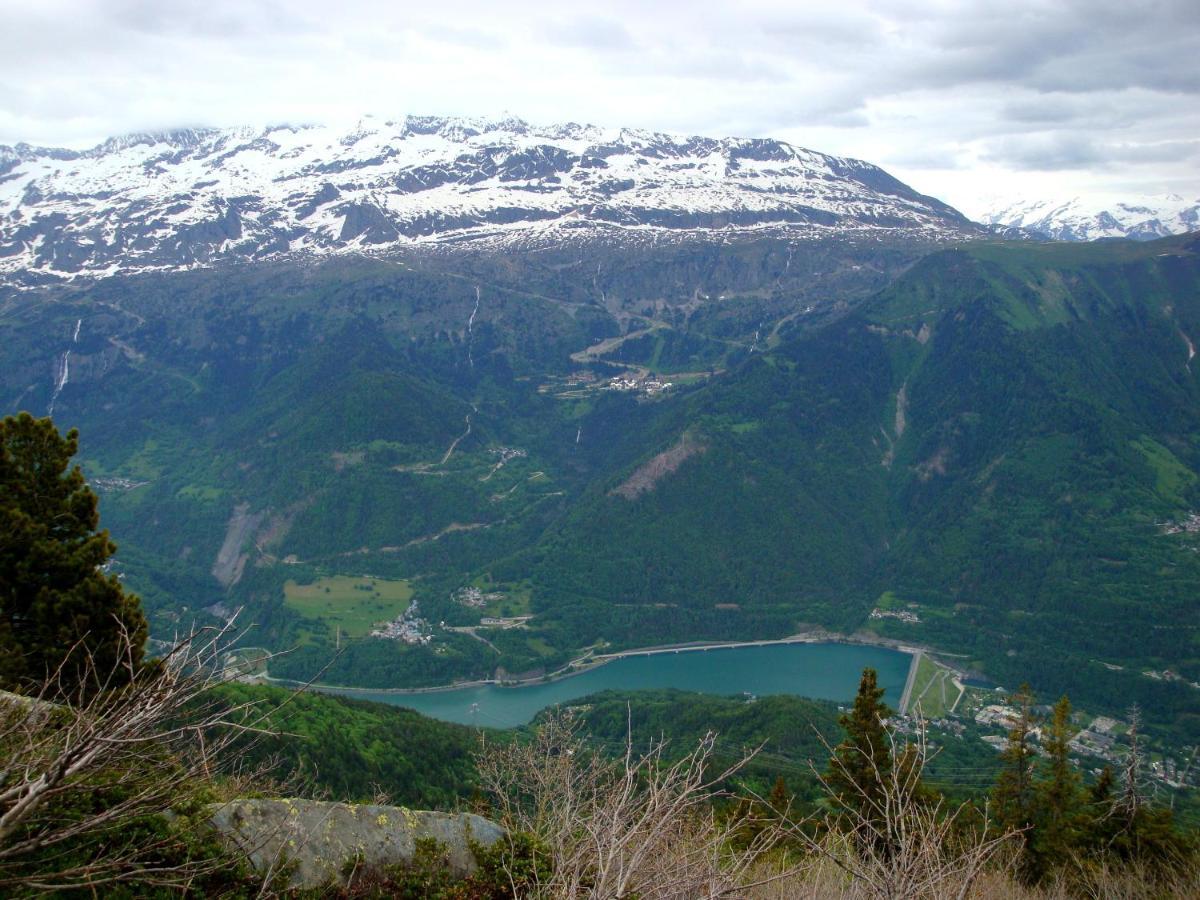 Auberge La Douce Montagne Allemont Exteriér fotografie
